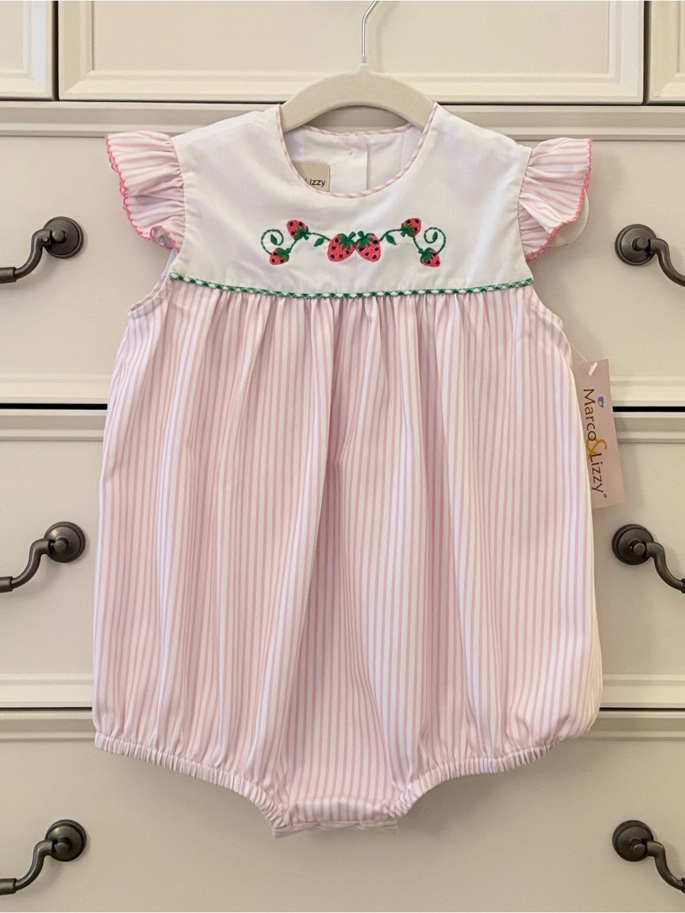 NWT Marco & Lizzy Strawberry Bubble Size 24 Months